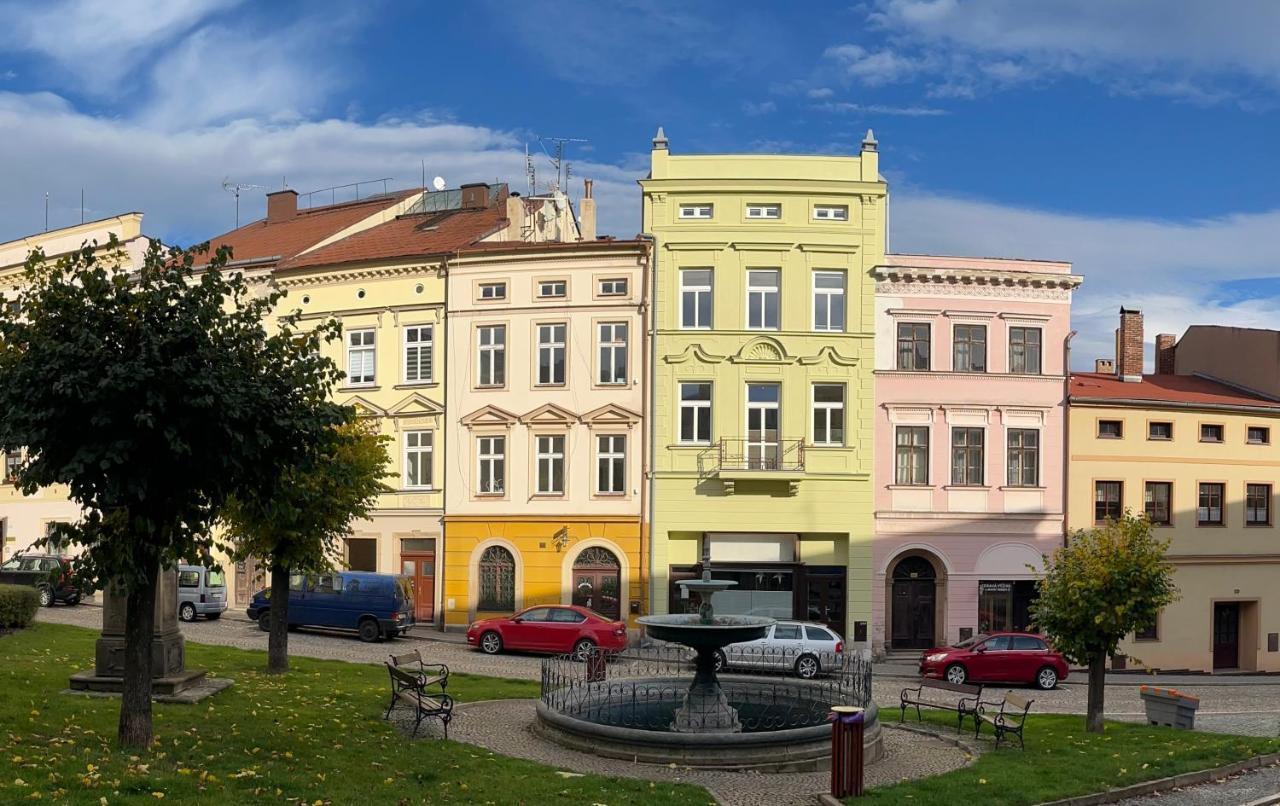 Apartmany Male Namesti, بروموف المظهر الخارجي الصورة