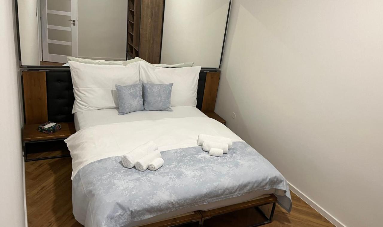Apartmany Male Namesti, بروموف المظهر الخارجي الصورة