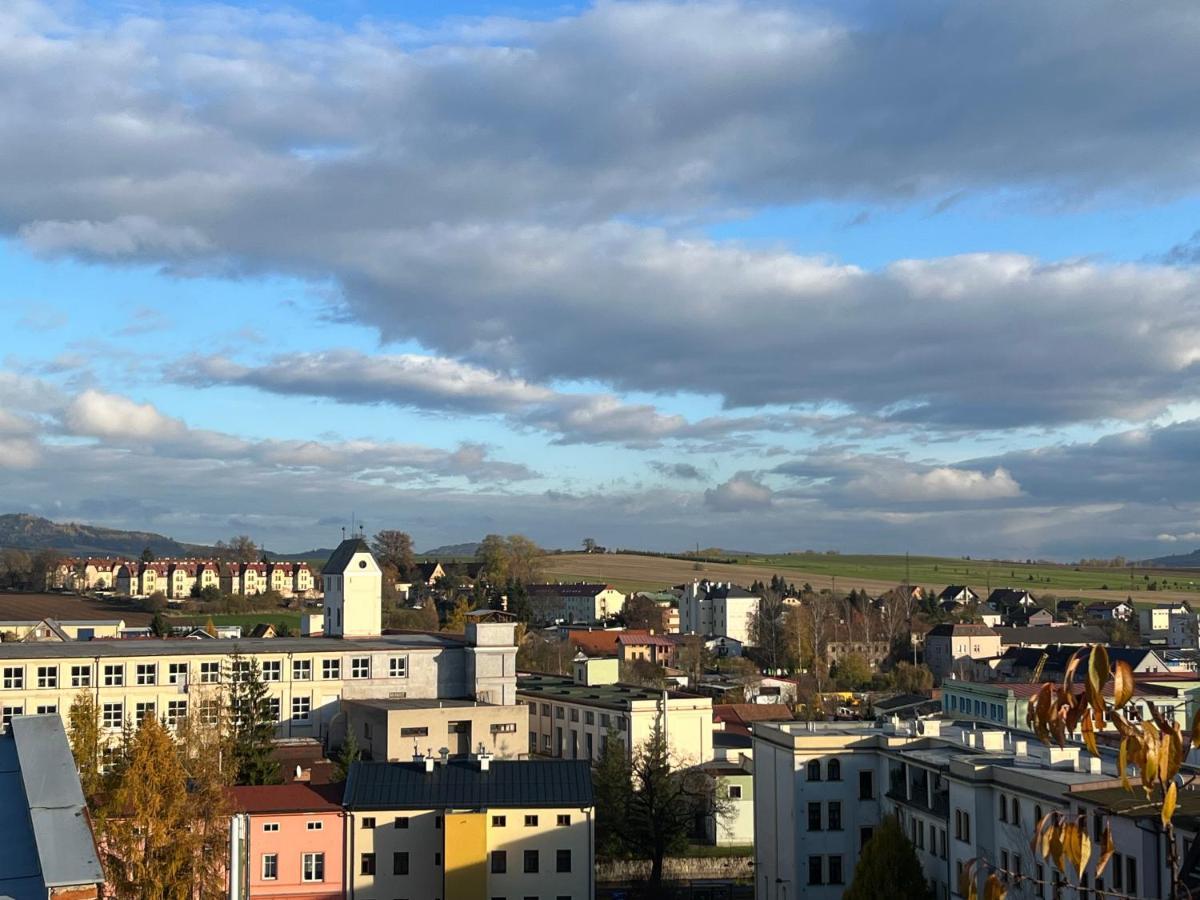 Apartmany Male Namesti, بروموف المظهر الخارجي الصورة