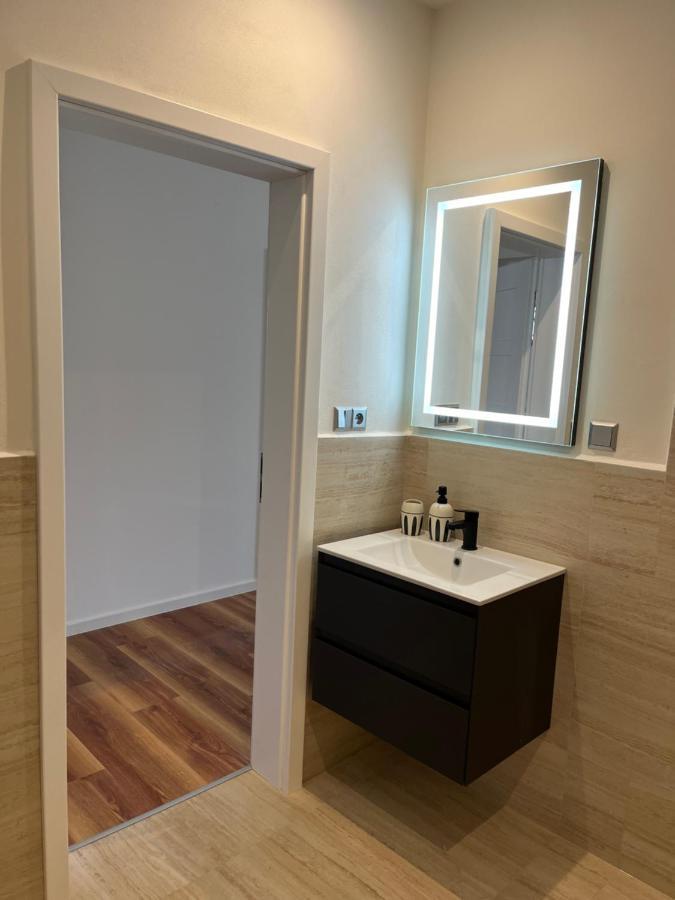 Apartmany Male Namesti, بروموف المظهر الخارجي الصورة