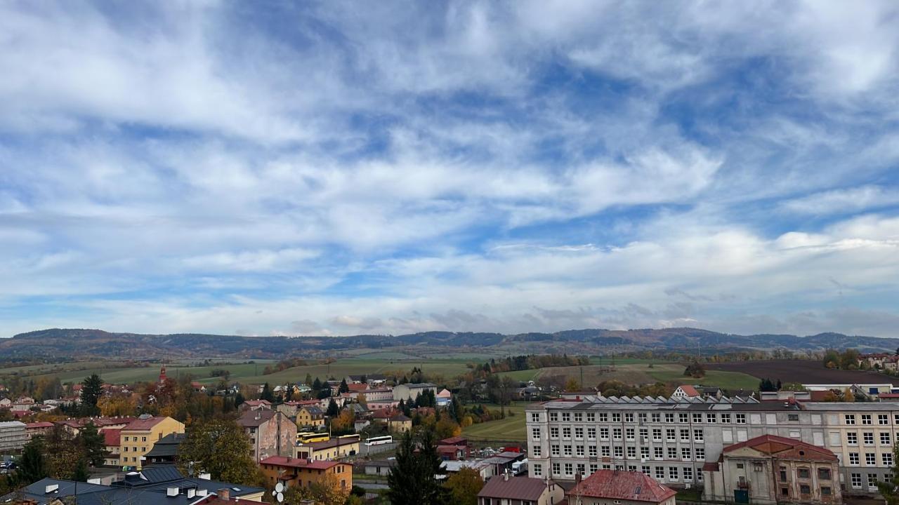 Apartmany Male Namesti, بروموف المظهر الخارجي الصورة