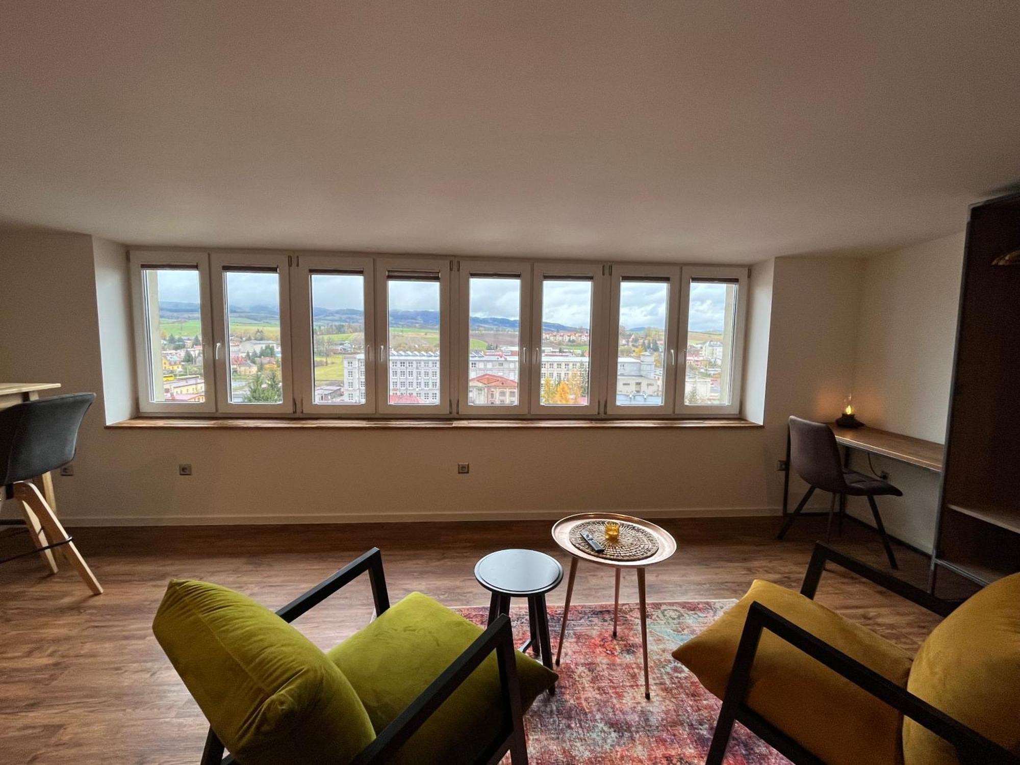 Apartmany Male Namesti, بروموف المظهر الخارجي الصورة
