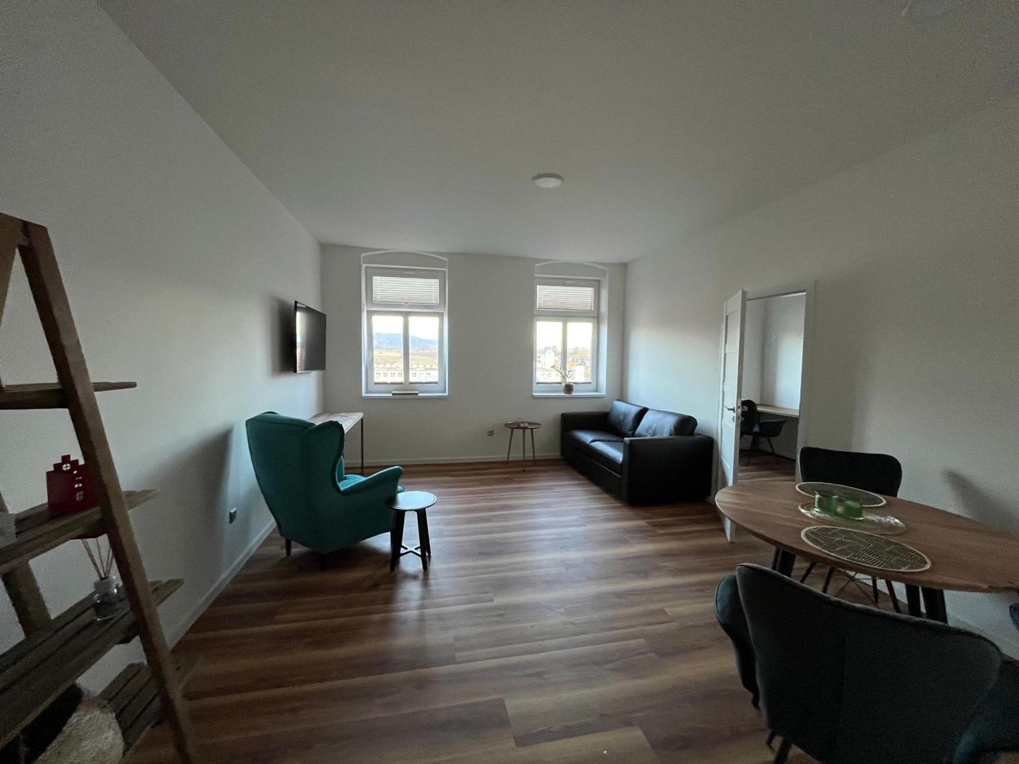 Apartmany Male Namesti, بروموف المظهر الخارجي الصورة